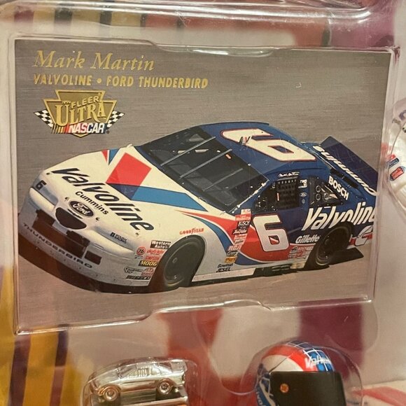 Mark Martin Superstars Of Racing Nascar Figure Set 1997 Card Figure Car Stand - Picture 8 of 10